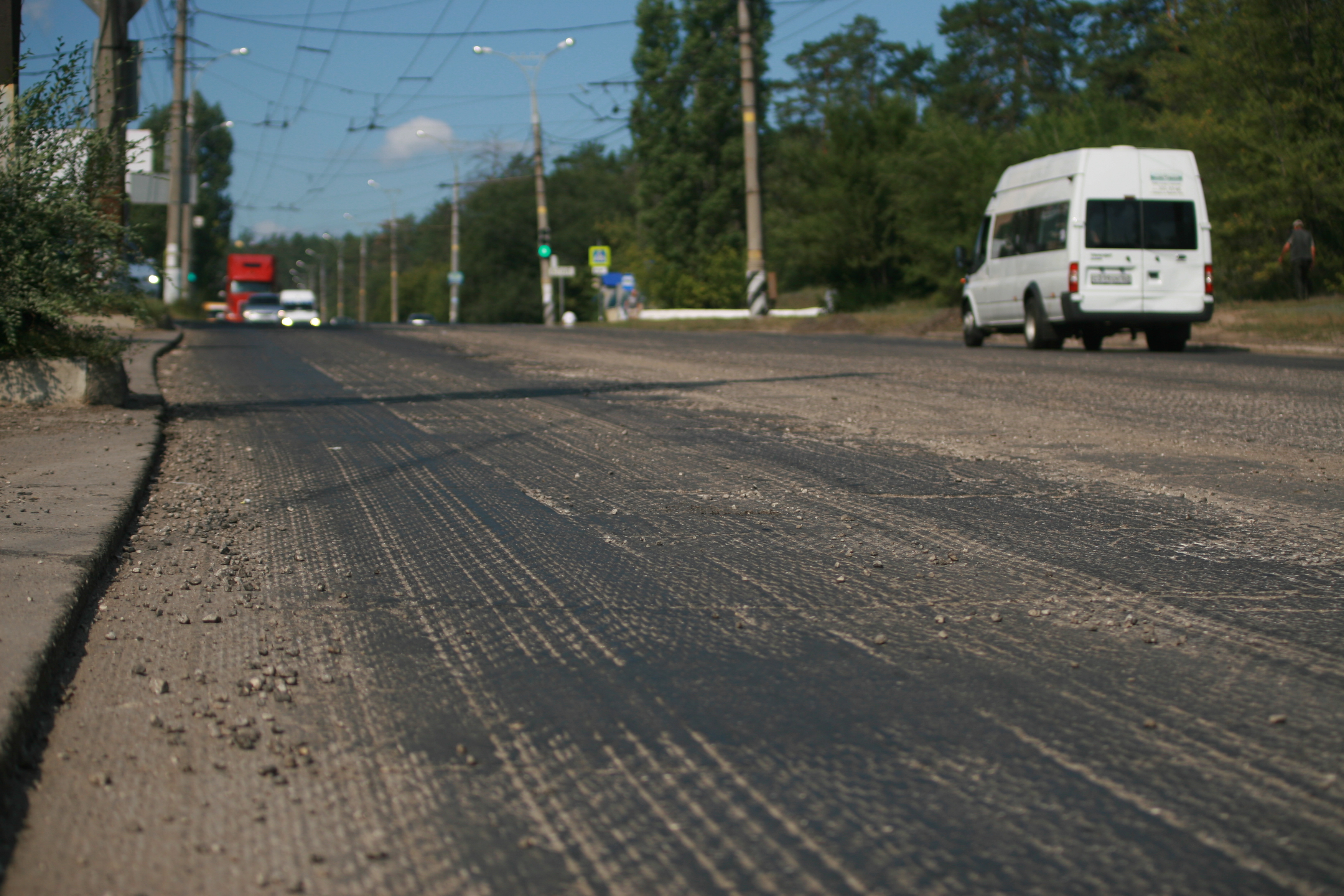 К ноябрю под Ростовом отремонтируют более 160 км дорог - фото 1