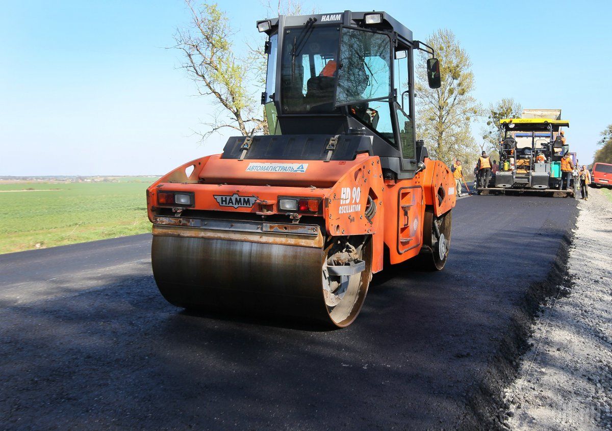 Ростовские власти выделили 16 миллиардов рублей на ремонт областных дорог - фото 1